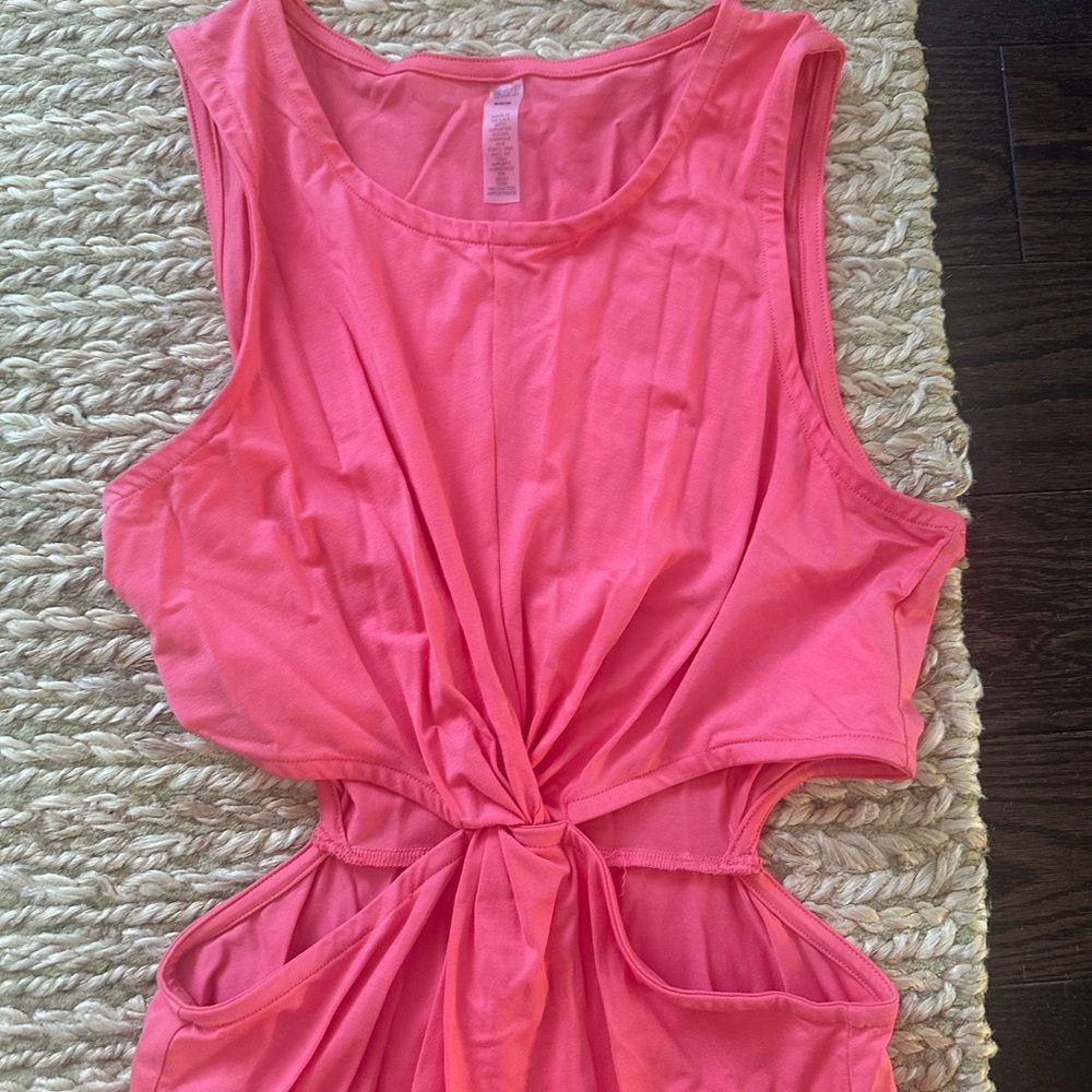 Beyond Yoga Around the world front twist dress - Picture 2 of 3